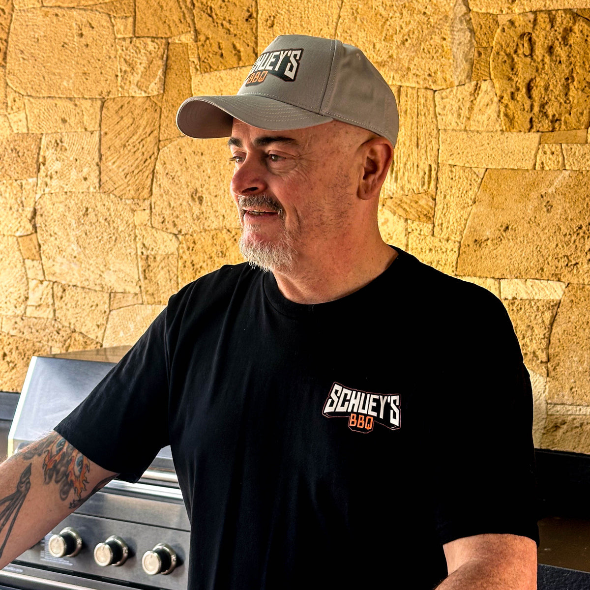 Curved Peak "Schueys BBQ" Cap (grey)